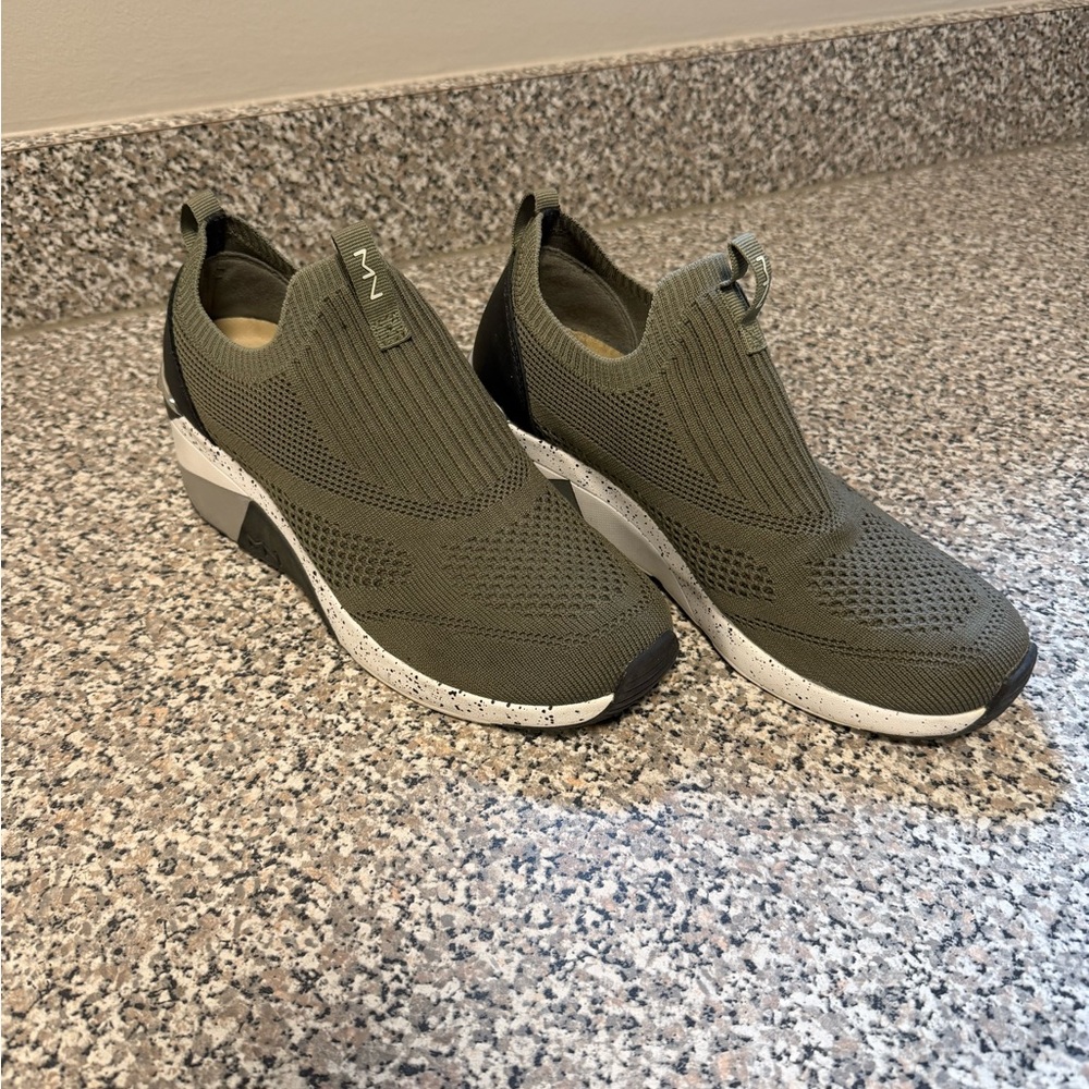Sketchers X Mark Nason Wedge Slip-on Sneaker - Picture 6 of 6